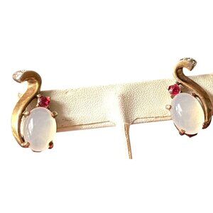 Vtg Alfred Philippe Crown Trifari Faux Moonstone Ruby Red Glass Rhinestone Earri